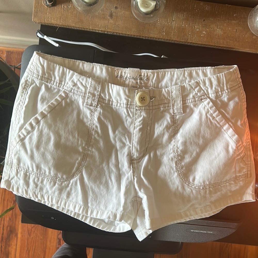 AéRopostale hundred percent cotton shorts size 7-8